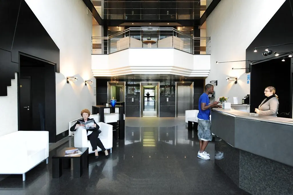 Hotel B-Aparthotel Moretus Antwerpia