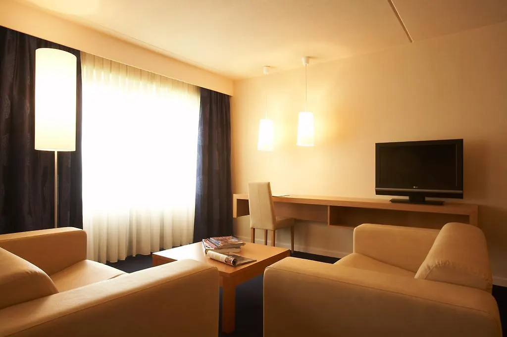 B-Aparthotel Moretus Antwerpia