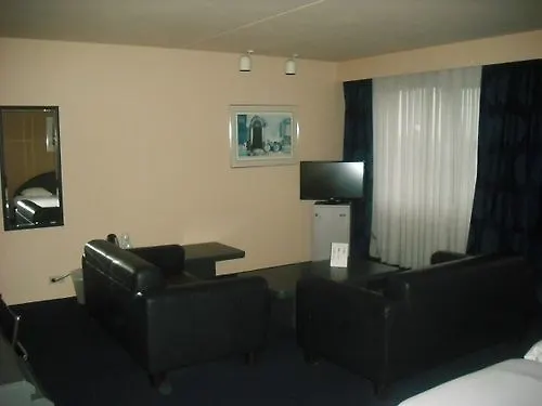 B-Aparthotel Moretus Antwerpia