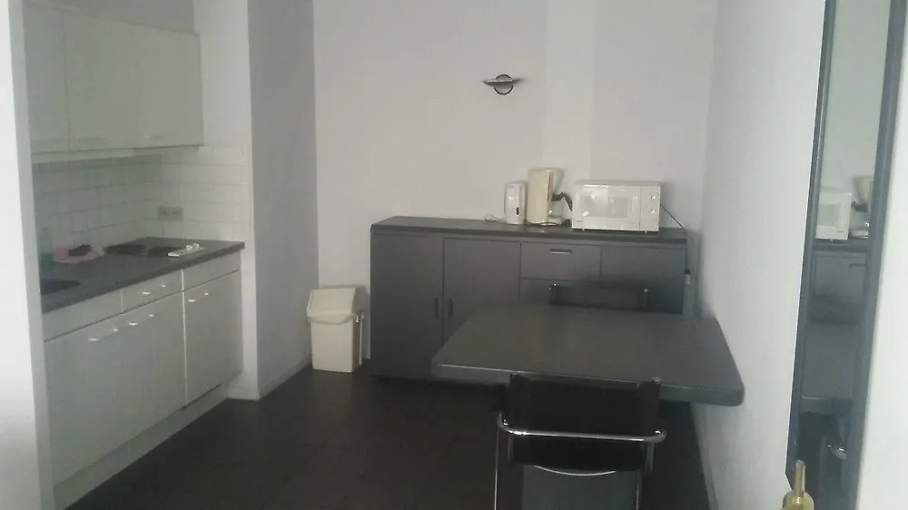 Hotel B-Aparthotel Moretus Antwerpia