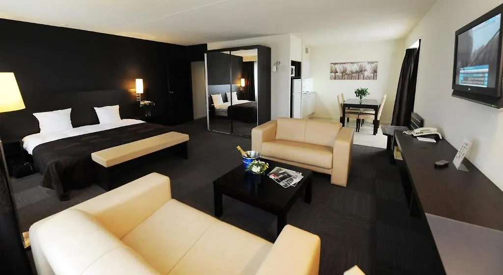 B-Aparthotel Moretus Antwerpia 3*,
