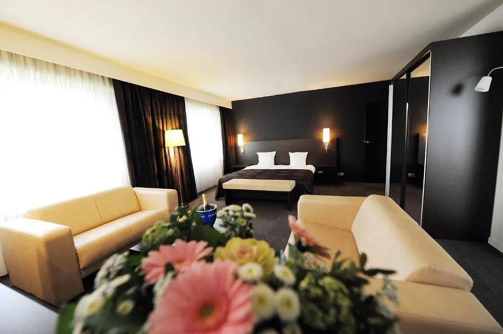B-Aparthotel Moretus Antwerpia